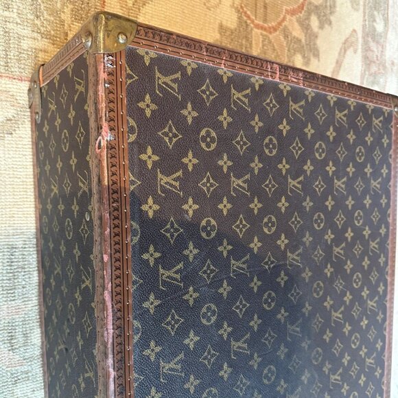 Vintage Louis Vuitton Suitcase  with a Unique dimension - Picture 16 of 16